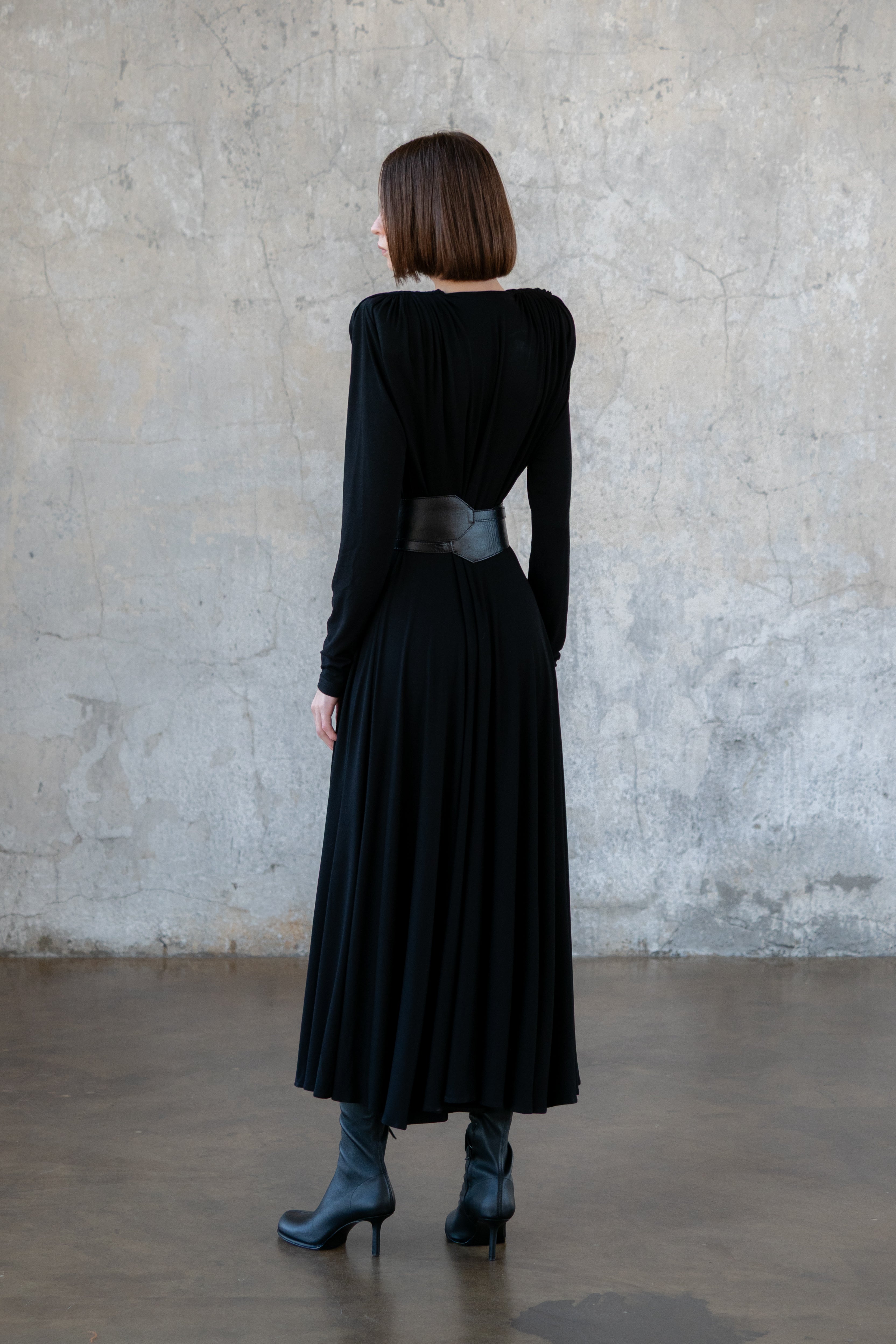 SUKIENKA 04 MAXI CZARNA