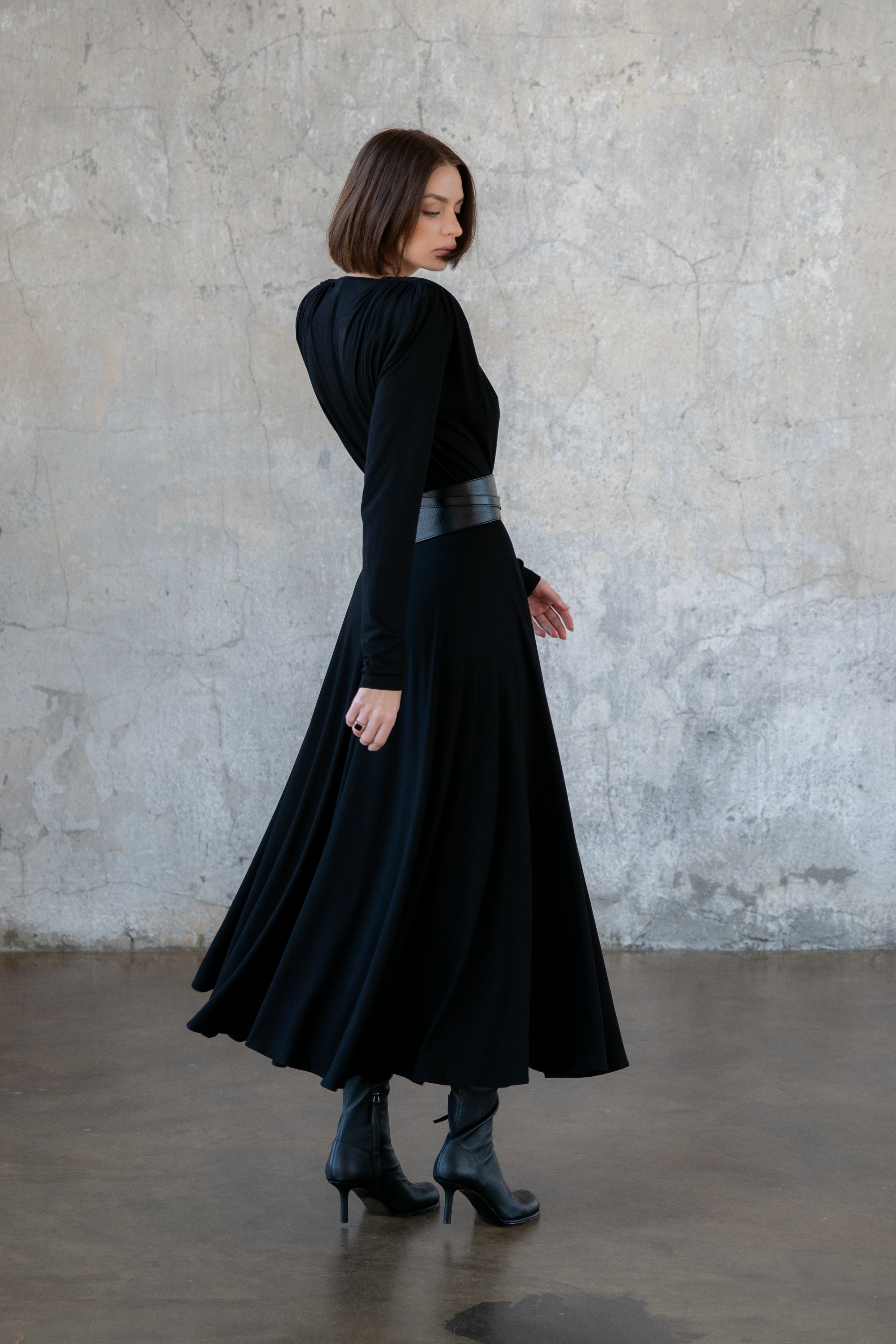 SUKIENKA 04 MAXI CZARNA