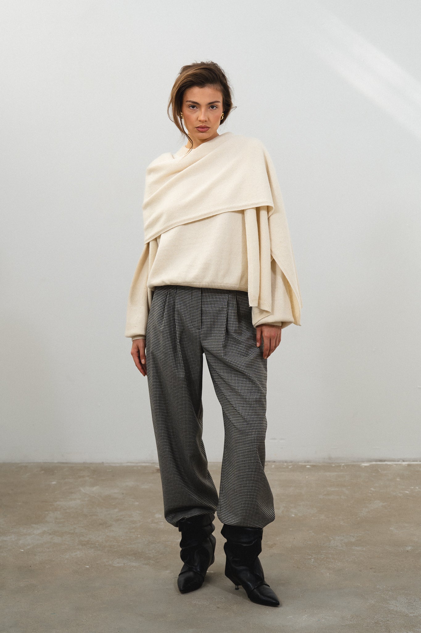 SWETER 01 KREM