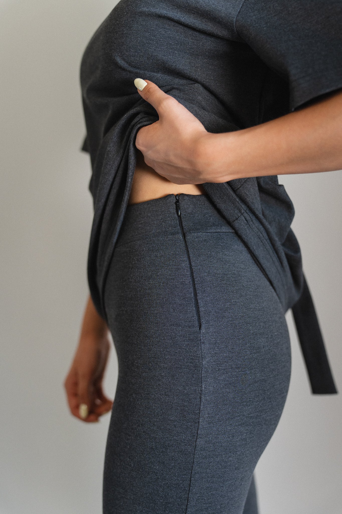 LEGGINSY 01 GRAFIT