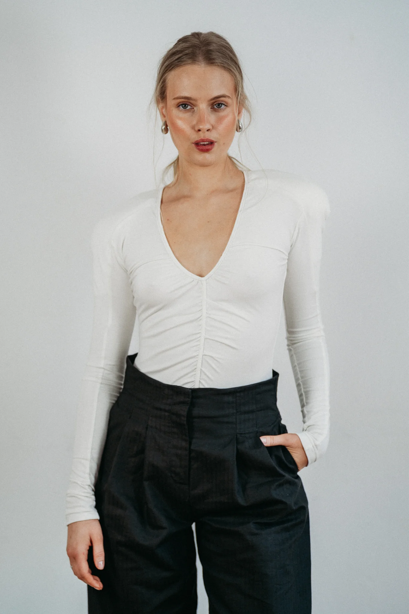 Biały top Pulse widok przód