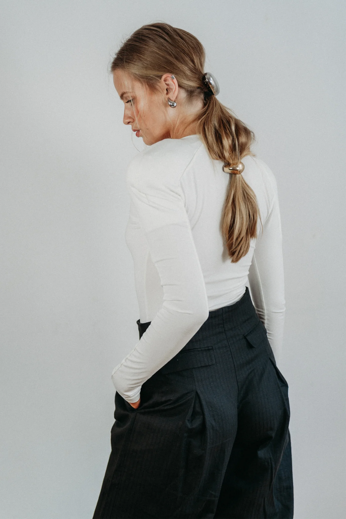 Biały top Pulse widok tył