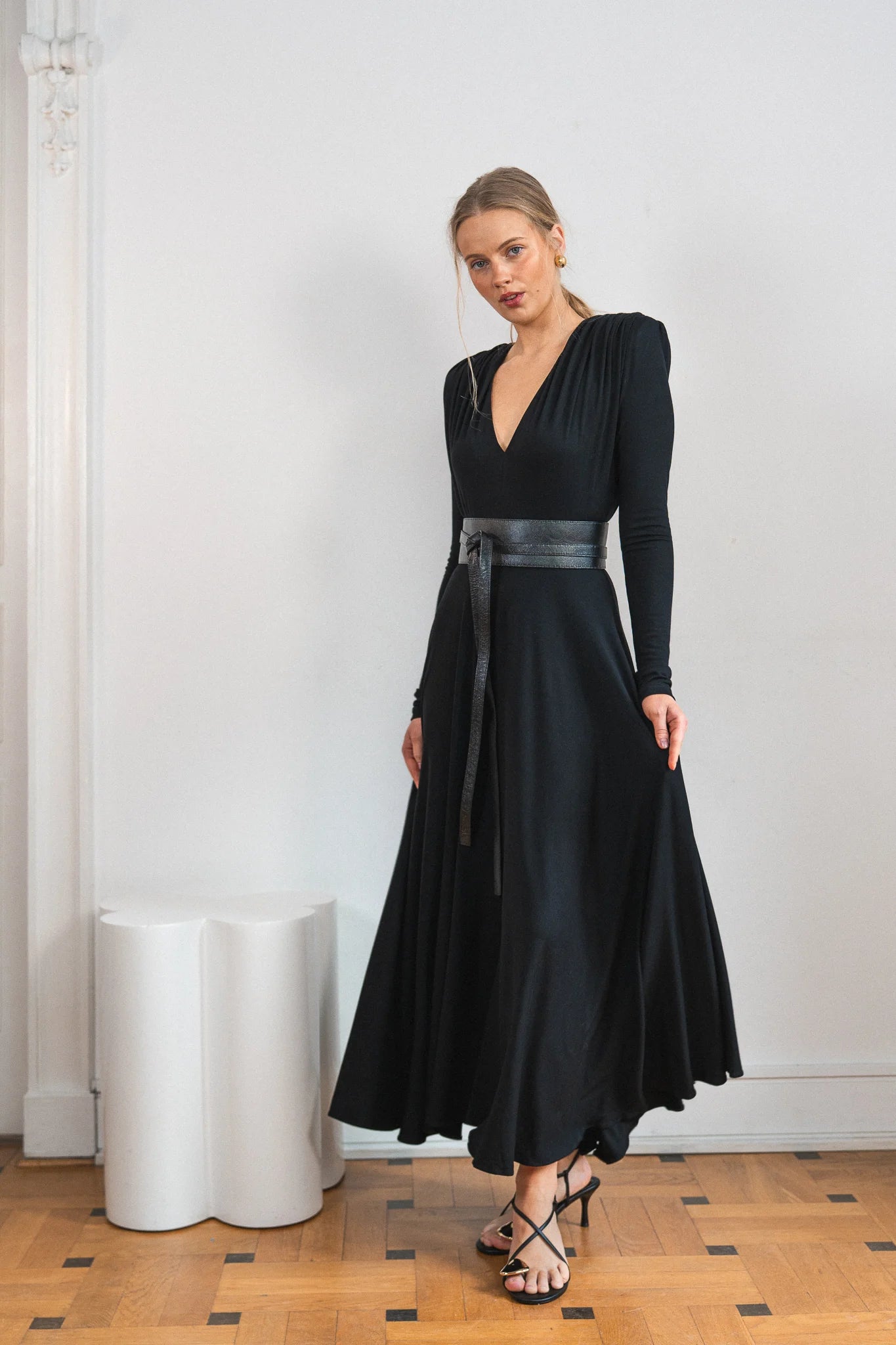 DRESS 04 MAXI BLACK